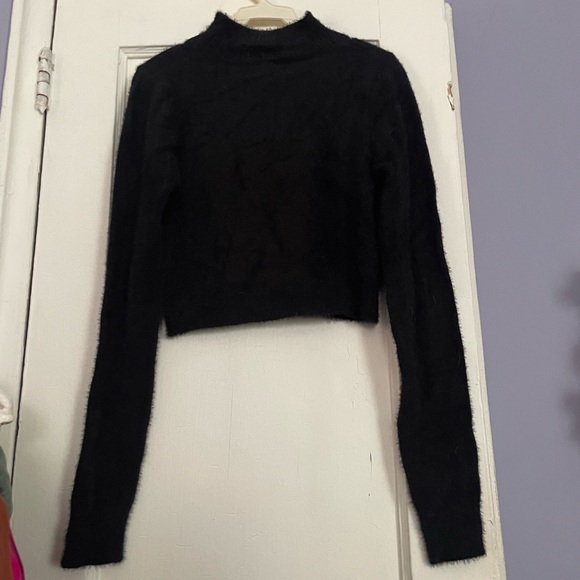 Jack O' Lantern Sweater 🎃 - Picture 2 of 5